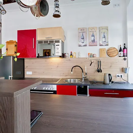Apartment Komplette Ferienwohnung Monteurunterkunft Mit 4 Schlafzimmern Fuer Bis Zu 6 Gaeste Chemnitz