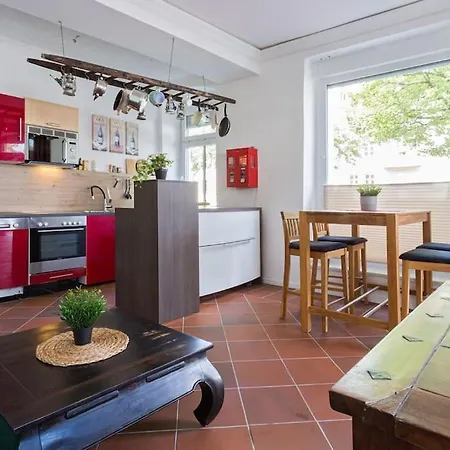 Komplette Ferienwohnung Monteurunterkunft Mit 4 Schlafzimmern Fuer Bis Zu 6 Gaeste Chemnitz